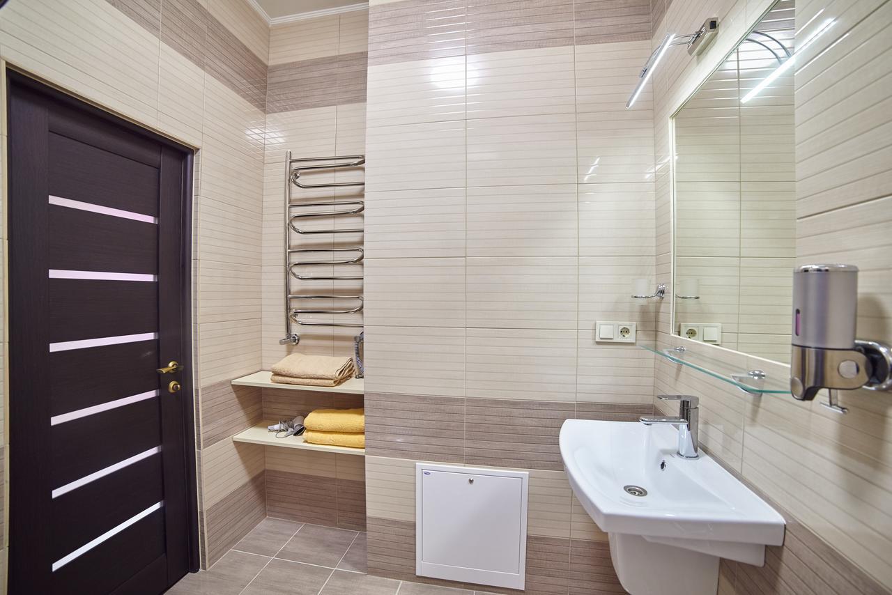 2 Bedrooms Apartment 150M From Opera House Lviv Buitenkant foto
